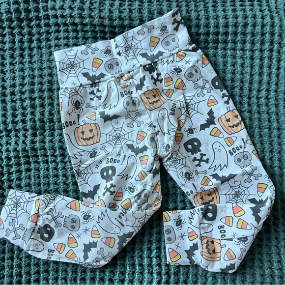 2T. Boys/Girls. Small shop/boutique. Halloween leggings.super soft. EUC. - Picture 1 of 1